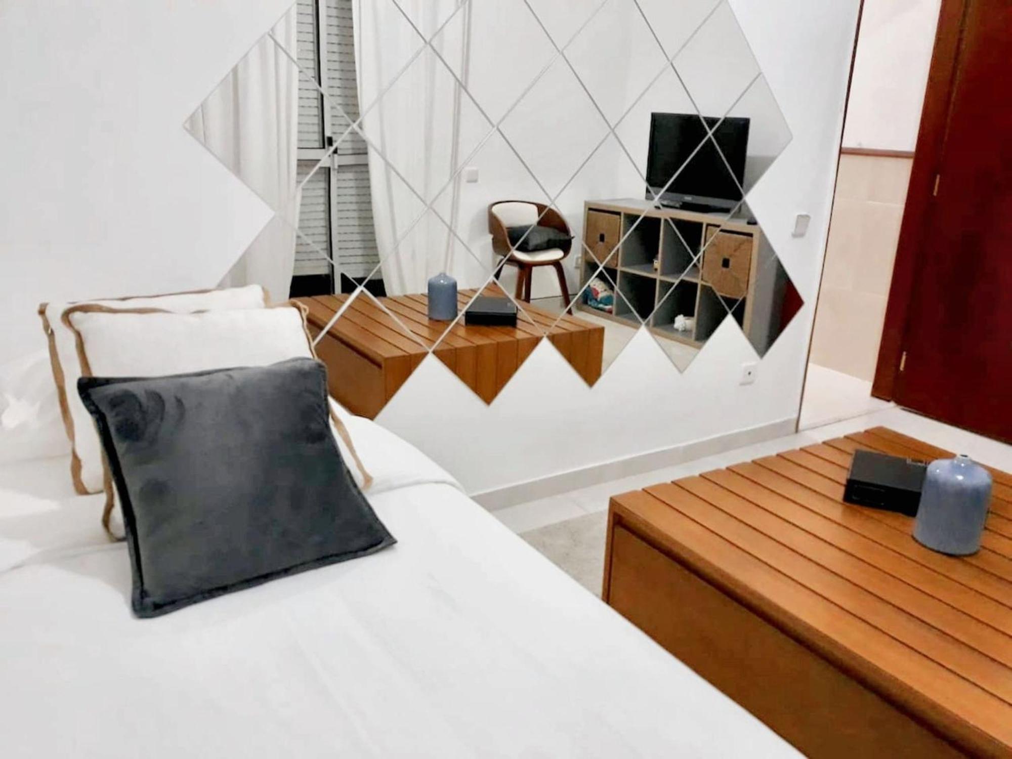 Comfortable Apartment With Balcony And Sea View In Lisbon 50 M² Eksteriør billede