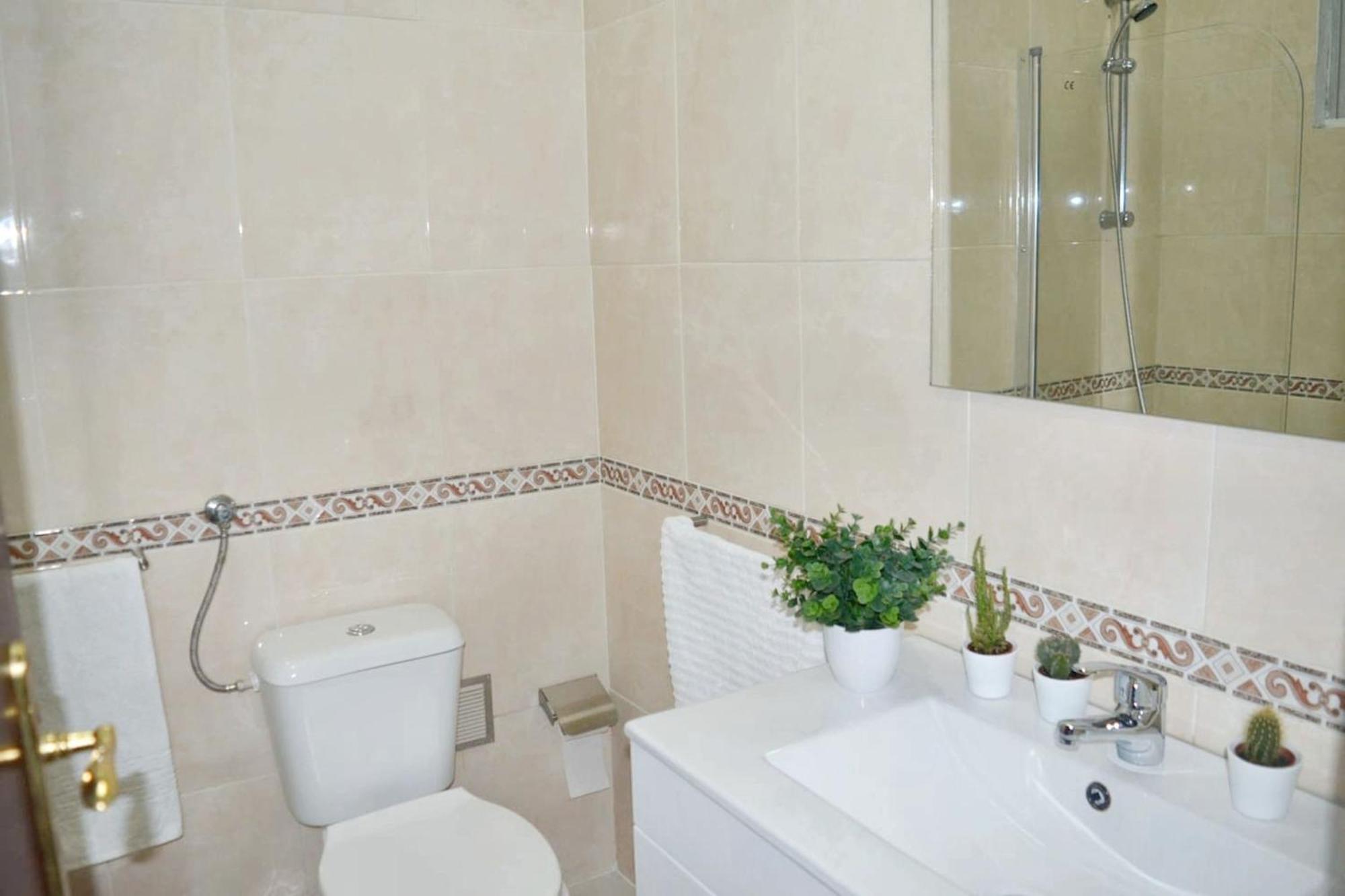 Comfortable Apartment With Balcony And Sea View In Lisbon 50 M² Eksteriør billede